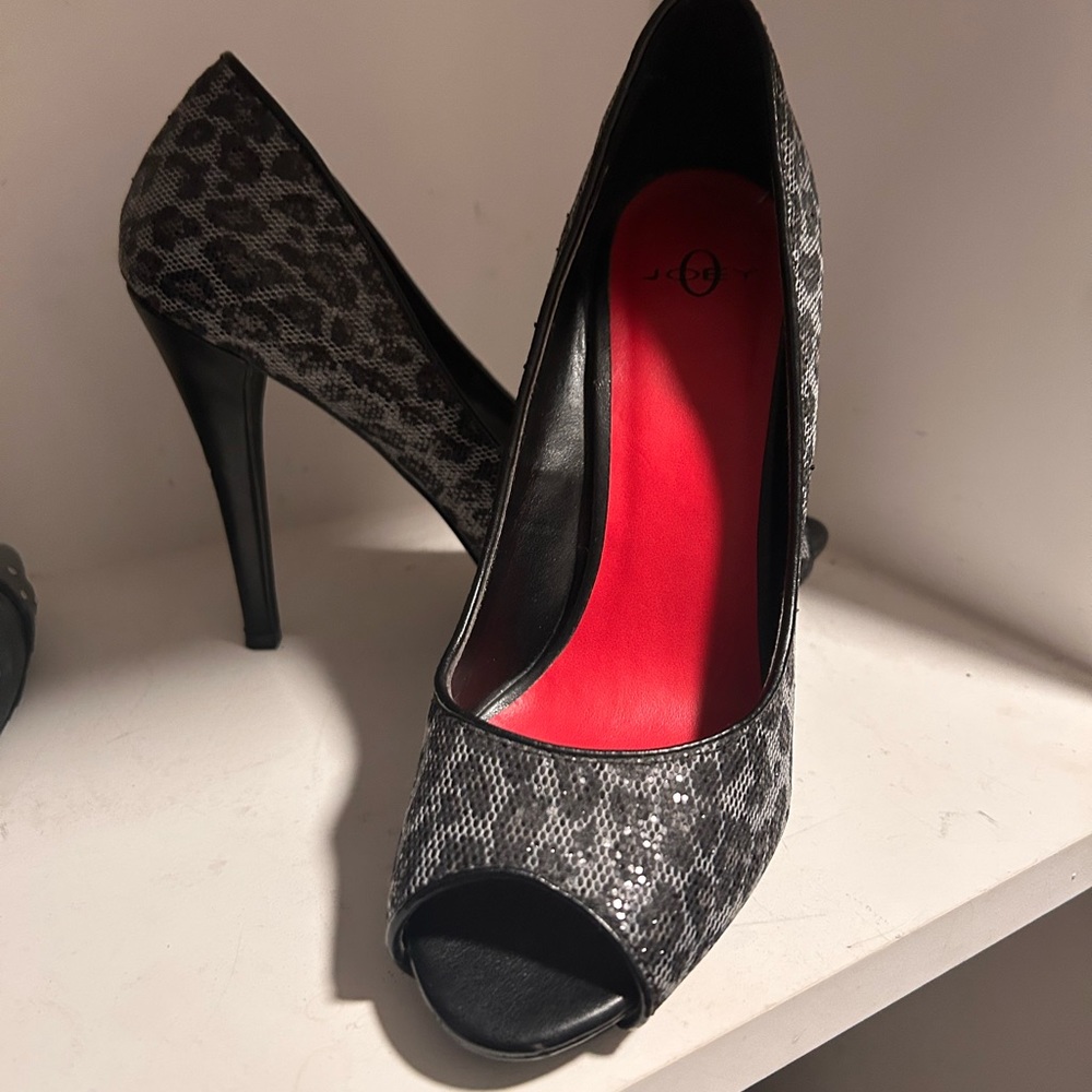 Size 7 Joey heels worn twice